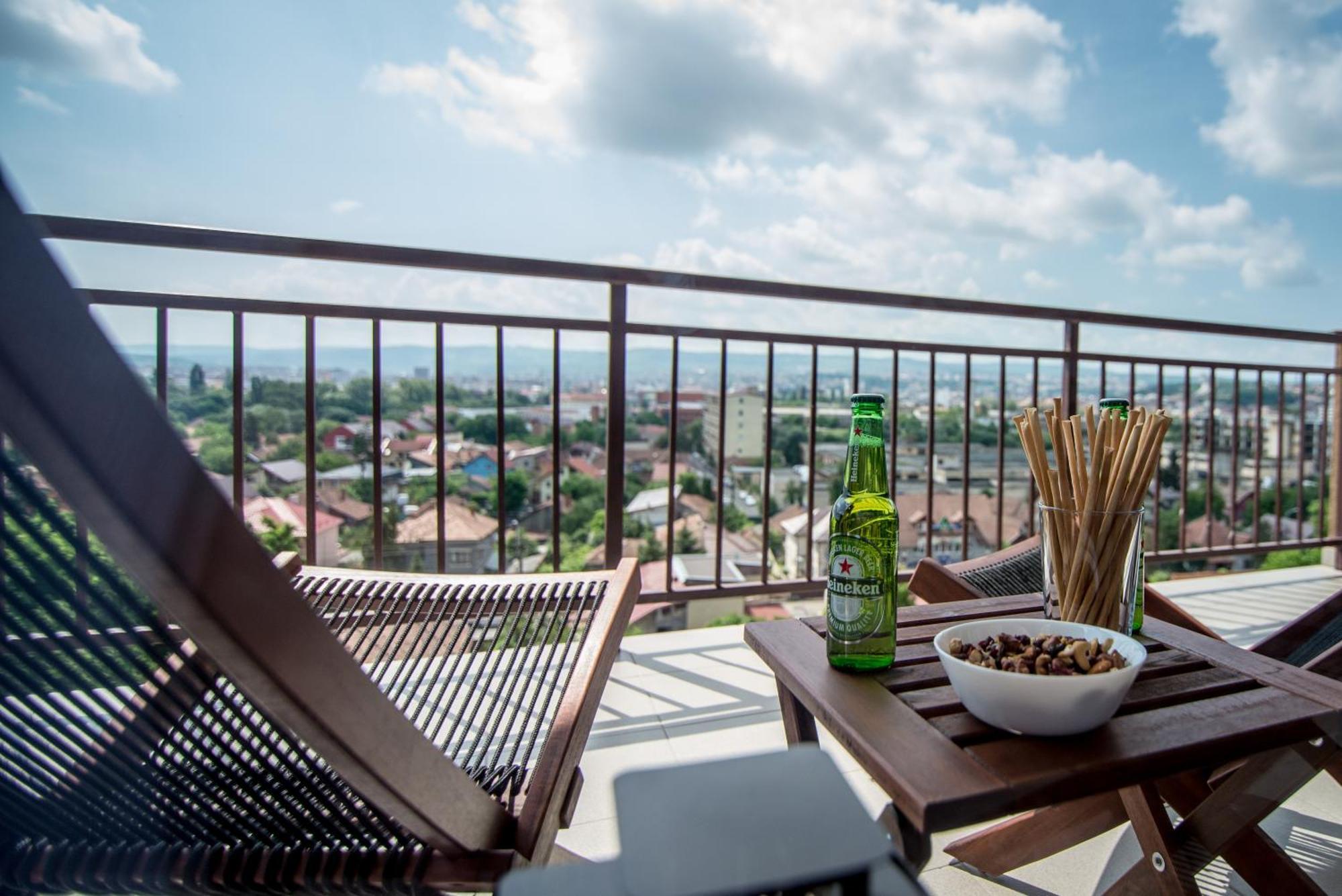 The Aviator Apartment - Jacuzzi & Panoramic View Cluj-Napoca Exterior foto